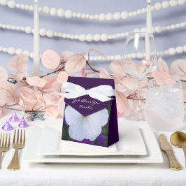 Caja Para Regalos Belleza fotográfica de flor blanca para abatir el