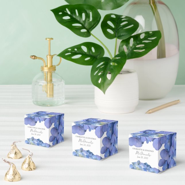 Caja Para Regalos Blue Hydrangea Petals Boda Nombres personalizados (Múltiple)