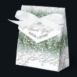 Caja Para Regalos Boda de aliento de encaje blanco y bebés<br><div class="desc">Espero que disfrutes de estos grandes Cajas Favoras de la Boda con esta Raza Blanca y los Bebés Respiran sobre ellos. Puede cambiar toda la información personal de las cajas de favoritos para satisfacer sus necesidades. ¡Disfruta! https://www.zazzle.com/store/dazzlingpaperitems</div>