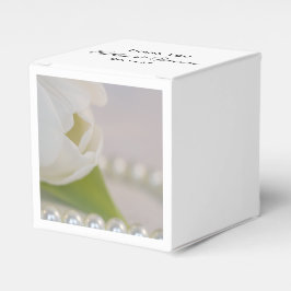 Caja Para Regalos Boda Primavera de Tulipanes Blancos y Perlas