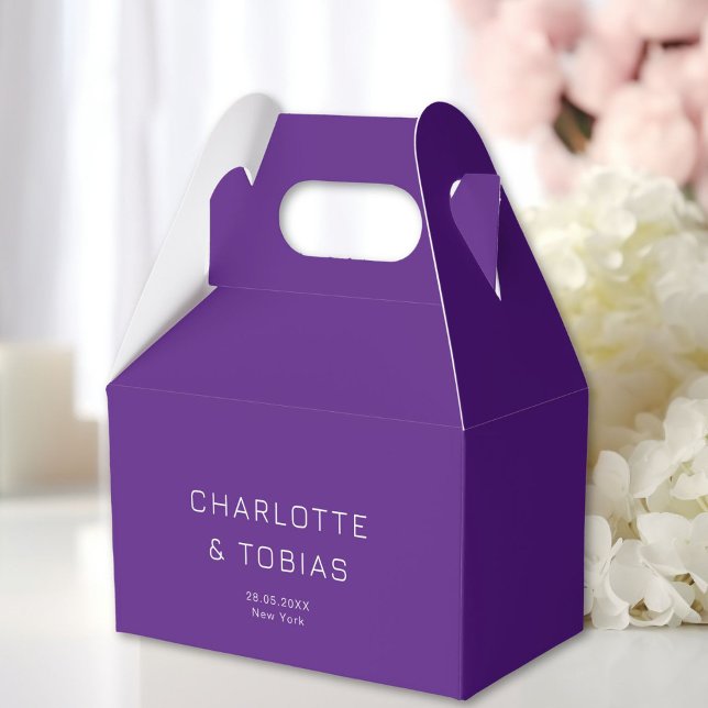 Caja Para Regalos Boda simple y elegante (Simple, elegant, purple, wedding favor boxes with your name and date.)