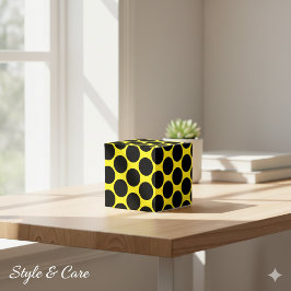 Caja Para Regalos Bright Yellow with Black Dot Style Classic 2x2x2