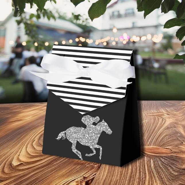 Caja Para Regalos Caballo de carreras plateado con rayas blancas y n (Silver Racehorse Black White Stripes Favor Boxes)