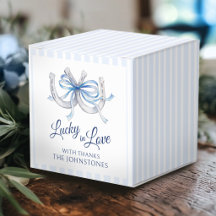Caja de regalos de herraduras de caballo con cinta