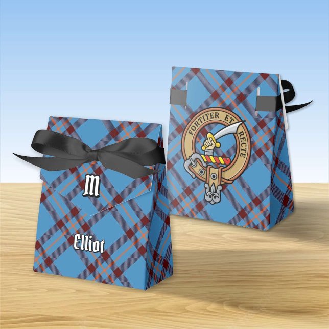 Caja Para Regalos Clan Elliot Escudo sobre el antiguo tartán (Subido por el creador)
