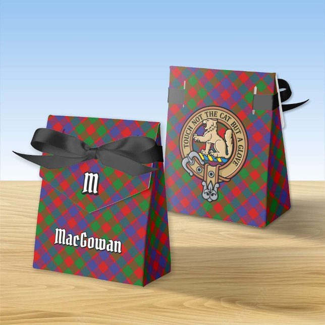 Caja Para Regalos Clan MacGowan Escudo sobre Tartán (Subido por el creador)