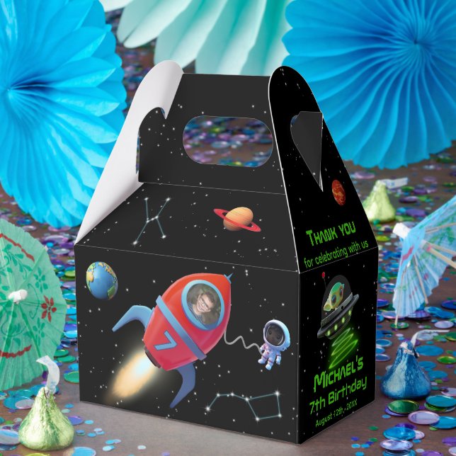 Caja Para Regalos Cohete con foto | Astronauta de OVNI alieno de cum (Fiesta)