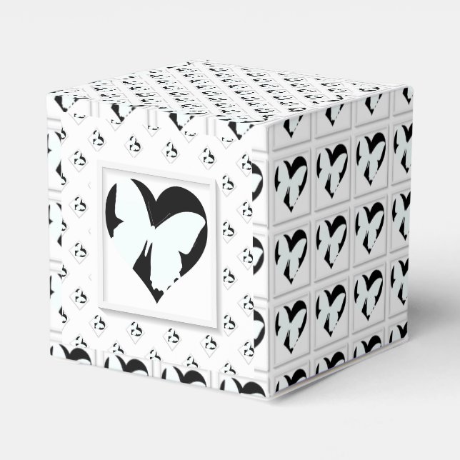 Caja Para Regalos Corazón de Mariposa  (Reverso Costado)