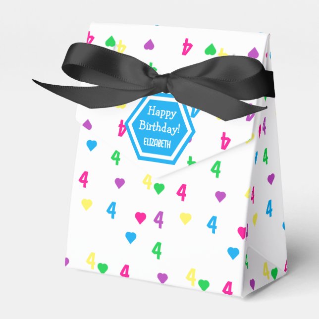 Caja Para Regalos Corazones arcoiris por cuarto cumpleaños (Front Side)