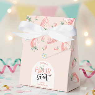Caja Para Regalos Cuatro hijos de fresa dulce de todos los años