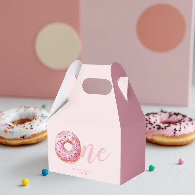 Caja Para Regalos Cumpleaños del donut rosado (Subido por el creador)
