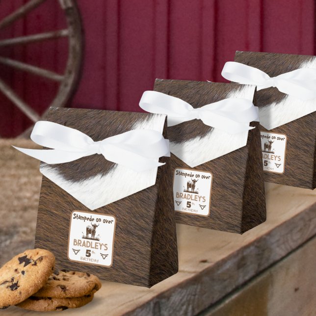 Caja Para Regalos Cumpleaños marrón Estampida de ganado con estampad (Subido por el creador)