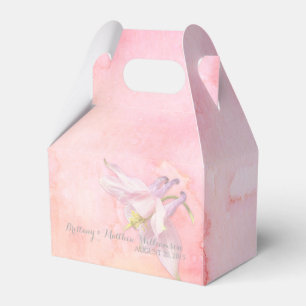 CAJA PARA REGALOS DERRAME DE COLUMBINA ROSA DE COLOR DE AGUA