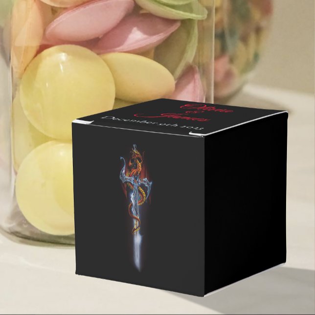 Caja Para Regalos Dragón Rojo Rosas de espada Boda de fantasía (Subido por el creador)