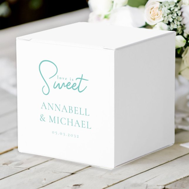 Caja Para Regalos ¡El amor es dulce! Elegante, Simpel, Boda (Love is Sweet! Elegant, Simpel, Wedding Favor Boxes with your names and date.)