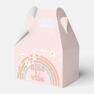 Caja Para Regalos El arcoiris retro pastel con daisies nueve es una 