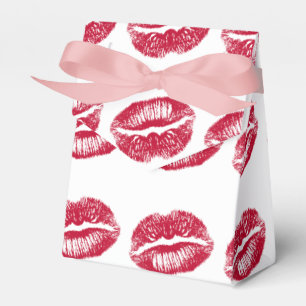 Caja Para Regalos El beso, labios rojos
