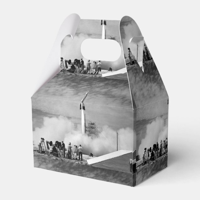 Caja Para Regalos El Primer Lanzamiento De Cohetes En Cabo Canaveral (Reverso)