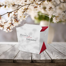 Caja Para Regalos Elegante Minimalista Con Boda De Acentos Rojos