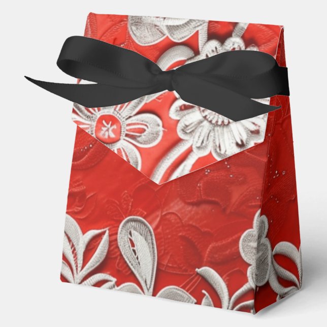 Caja Para Regalos Encaje Blanco sobre Rojo (Anverso)