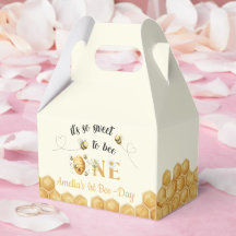 Es Tan Dulce Ser La Primera Cumpleañera Abeja