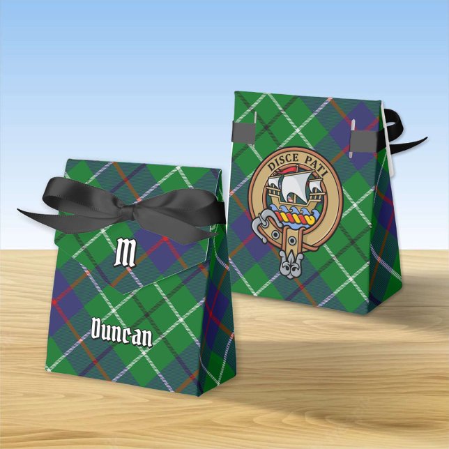 Caja Para Regalos Escudo de Clan Duncan sobre Tartán (Subido por el creador)