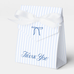 Caja Para Regalos Está atando la mano elegante de la costa de Knot