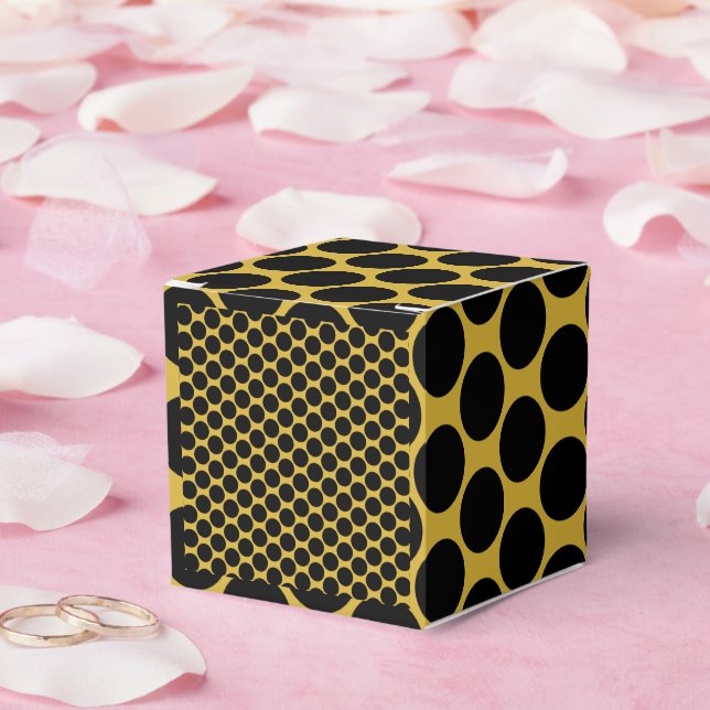 Caja Para Regalos Estilo M Dorado con Punto Negro Tomar Clásico 2x2x (Boda)