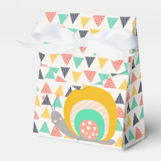 Caja Para Regalos Feliz caracol en Triángulos