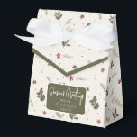 Caja Para Regalos Feliz navidad silenciada Holly Foliage<br><div class="desc">Holly,  poinsettias y elementos de follaje de invierno con colores mullidos sobre un fondo de color crema. Encabezado de "Feliz Navidad". Por favor,  contacte con cualquier comentario o para obtener ayuda de personalización. ¡Siempre feliz de ayudar!</div>