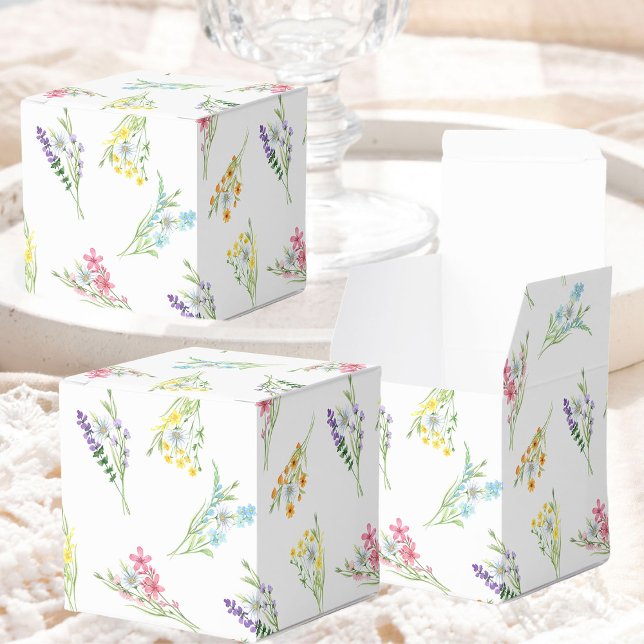 Caja Para Regalos Flor de Bonito de flores silvestres (Favor Boxes from the Wildflower Meadow wedding collection by Darling & May)