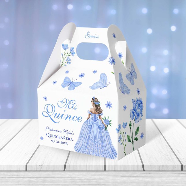 Caja Para Regalos Floral azul claro de quinceañera y Rosa (Light Blue Quinceañera Butterfly and Roses Floral Favor Boxes)