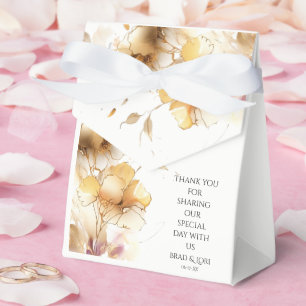 Caja Para Regalos Floral dorada delgada