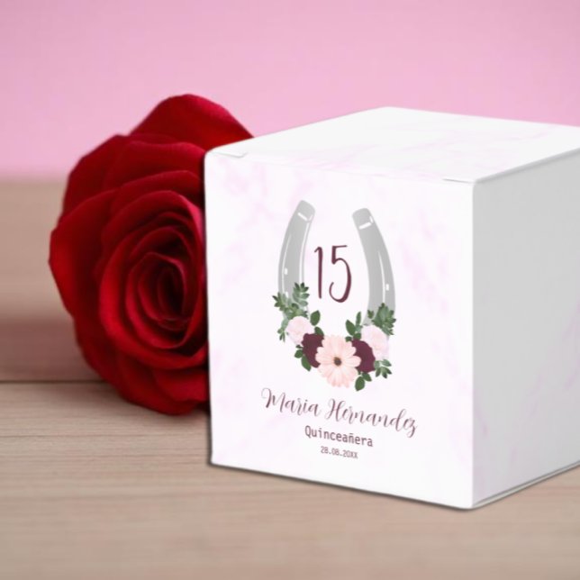Caja Para Regalos Floral Western Horseshoe Quinceanera (Subido por el creador)