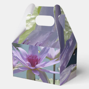 Caja Para Regalos Flores de Loto Púrpura de Cerca Favor Box