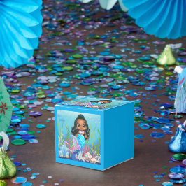 Caja Para Regalos Hermosa sirena negra jugando en el mar