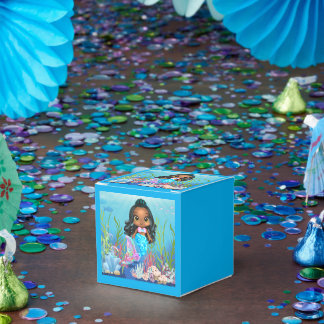 Caja Para Regalos Hermosa sirena negra jugando en el mar