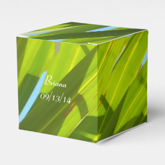 Caja Para Regalos Hojas verdes, luz solar y cielo azul