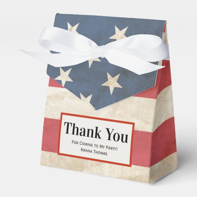 Caja Para Regalos La Bandera Estadounidense: Graduación Patriótica M (Front Side)