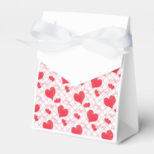 Caja Para Regalos Los corazones rojos, texto, "le aman".