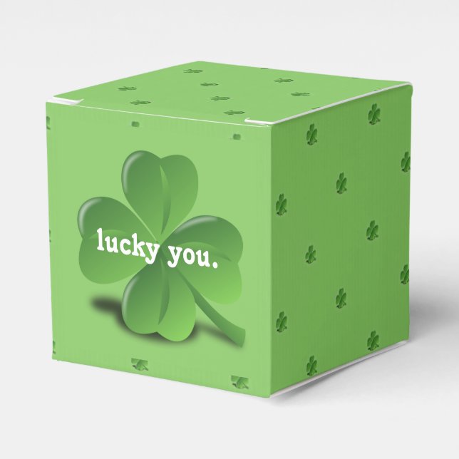 Caja Para Regalos "Lucky You" Shamrock St. (Costado Anverso)