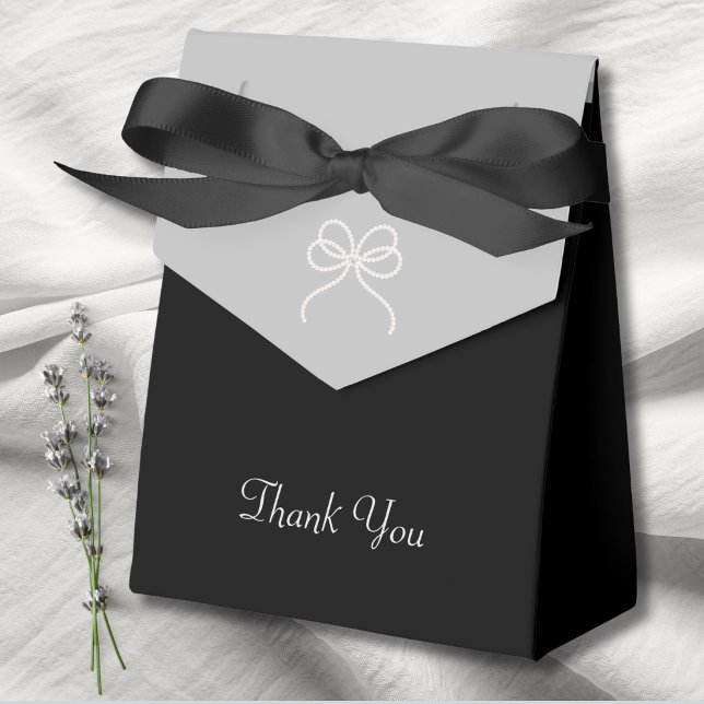 Caja Para Regalos Lujo Moderno Simplemente Impresionante Cumpleaños  (Make your 70th simply stunning with these Modern Luxe pearl bow favor boxes. Elegant and chic!)