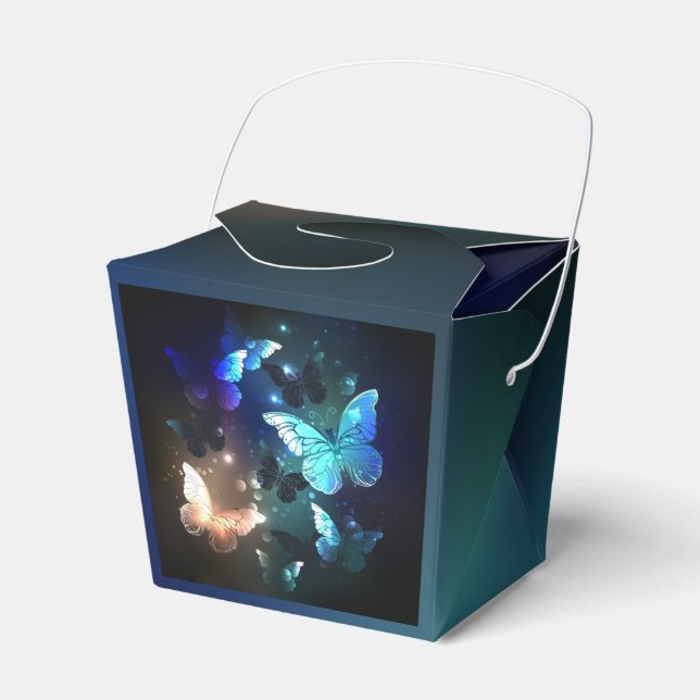 Caja Para Regalos Mariposa nocturna fluida (Front Side)