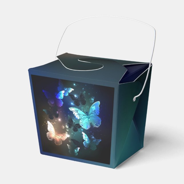 Caja Para Regalos Mariposa nocturna fluida (Front Side)