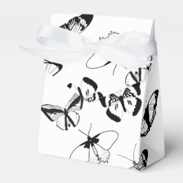 Caja Para Regalos Mariposas blancas y negras