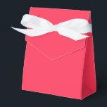 Caja Para Regalos Moderna Moda Sencilla y Jugosa Roja Elegante<br><div class="desc">Moderna caja de Moda Sólida Jugosa Roja Sencilla Elegante con un moderno color rojo jugoso. Perfecto para El día de San Valentín,  Día de la Mujer,  Día de la Madre,  fiestas de cumpleaños,  aniversario,  bodas,  duchas de novias,  duchas para bebés y más. Creado por Evco Studio www.zazzle.com/store/evcostudio</div>