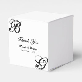 Caja Para Regalos Monograma de escritura en blanco y negro Boda