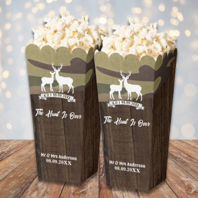 Caja Para Regalos País Occidental: La Caza Se Ha Acabado Con El Boda (Western Country The Hunt Is Over Deer Wedding Favor Boxes)