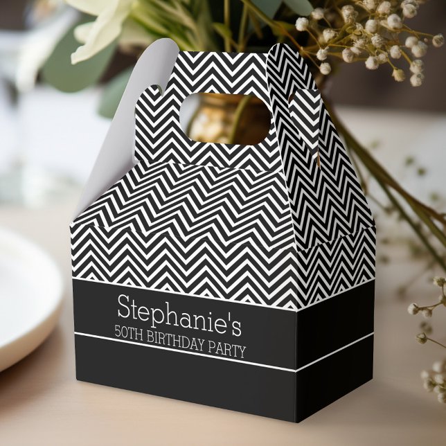Caja Para Regalos Partido de cumpleaños de los Chevrons blancos y ne (Personalized favor box - birthday party - black and white)