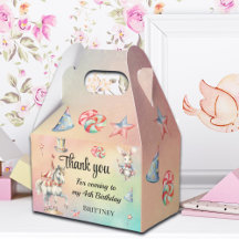 Pastel arcoiris con animales Cuarto cumpleaños